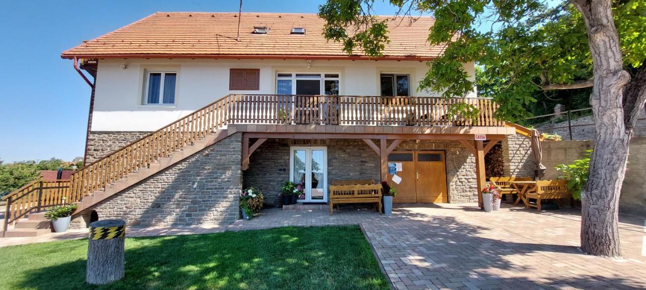 To Apartman Тихань Екстер'єр фото